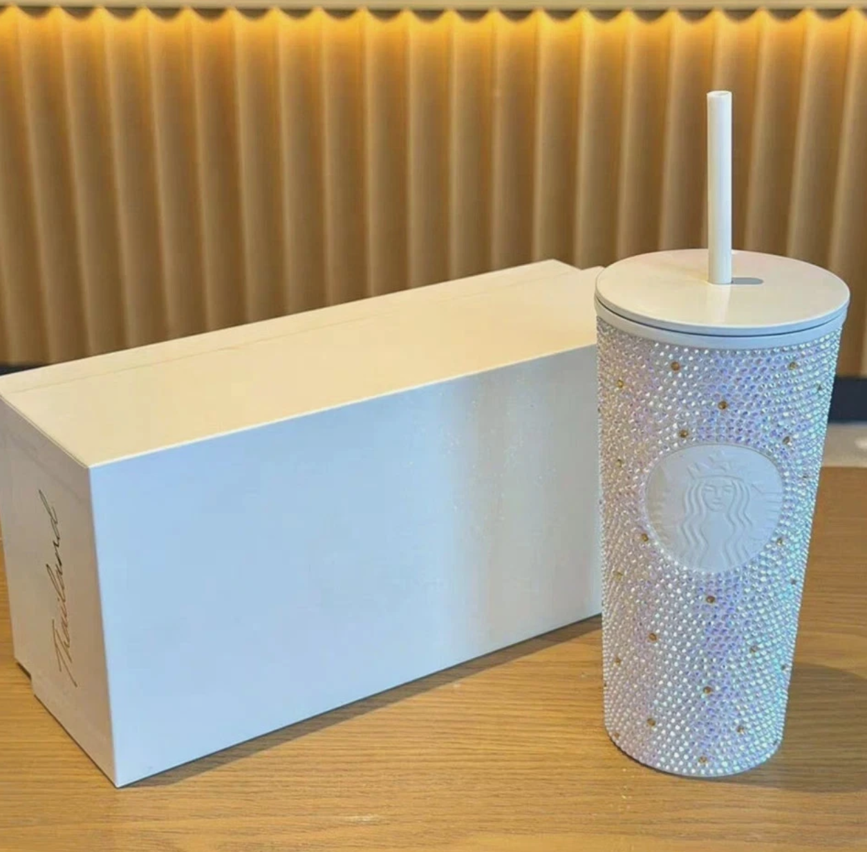 New Starbucks 2024 SS Pink Rhinestone Cold Cup Tumbler+ Diamond Crown 16oz Gift